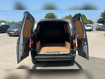 Used Citroen Berlingo 2024 for sale - 79140908: Photo