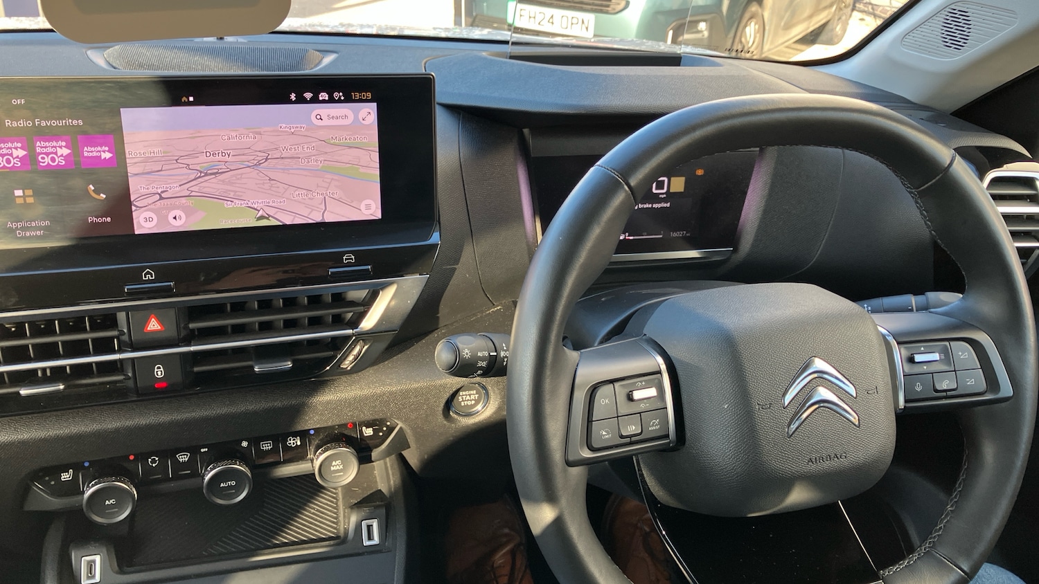 Used Citroen C4 2023 for sale - 76576510: Photo 11