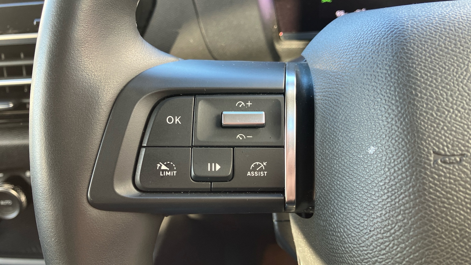 Used Citroen C4 2023 for sale - 76576510: Photo 27