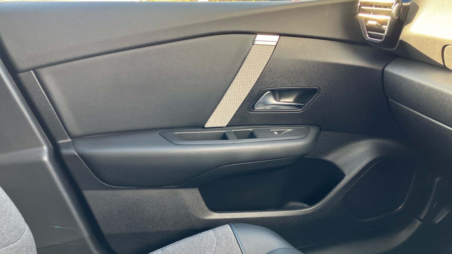 Used Citroen C4 2023 for sale - 76576510: Photo 33