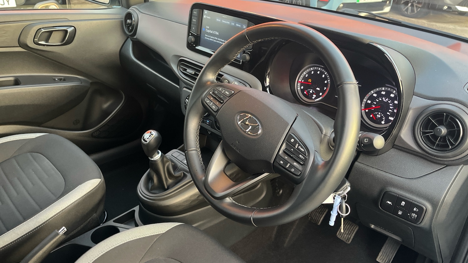 Used Hyundai i10 2020 for sale - 77127305: Photo 11