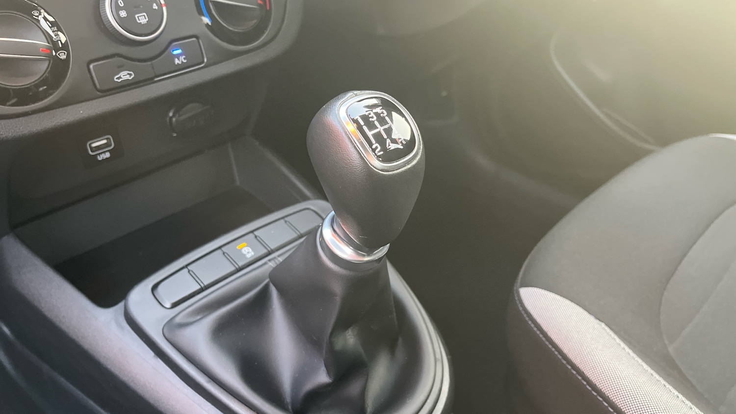 Used Hyundai i10 2020 for sale - 77127305: Photo 13