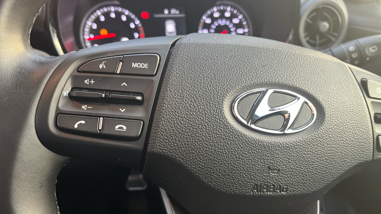 Used Hyundai i10 2020 for sale - 77127305: Photo 25