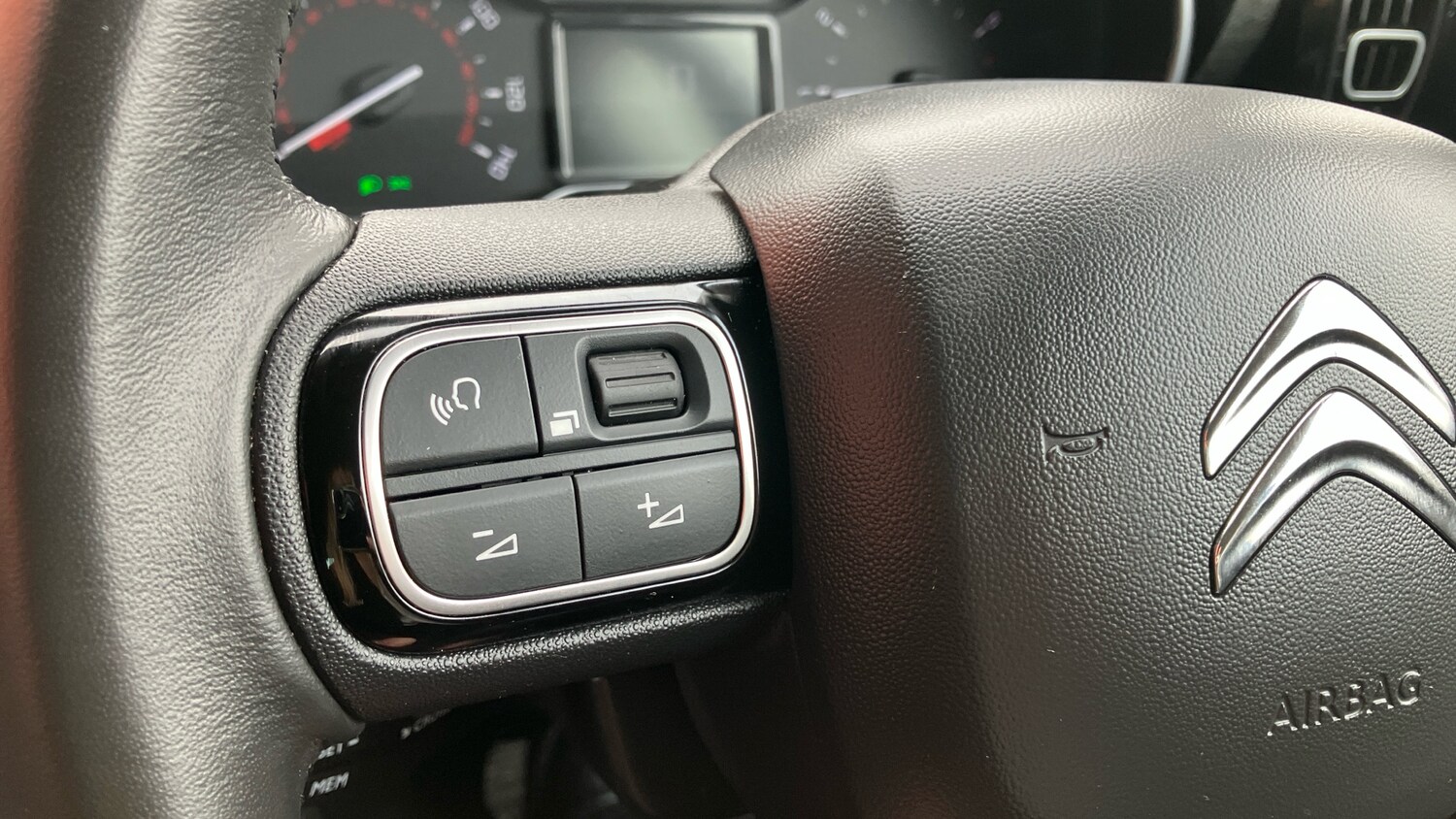 Used Citroen C3 Aircross 2023 for sale - 76414970: Photo 32