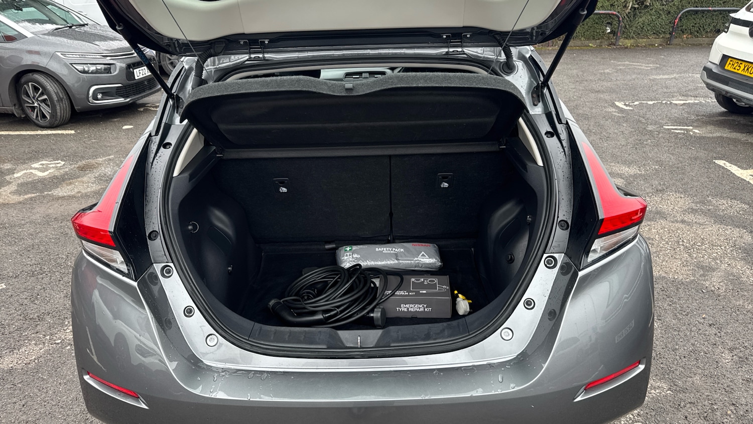 Used Nissan Leaf 2022 for sale - 77340253: Photo 4