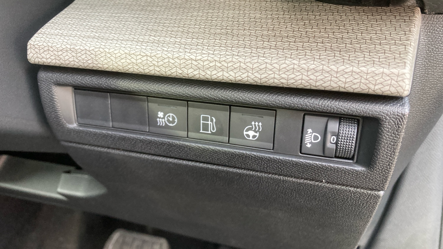 Used Citroen C5 X 2025 for sale - 76391647: Photo 41