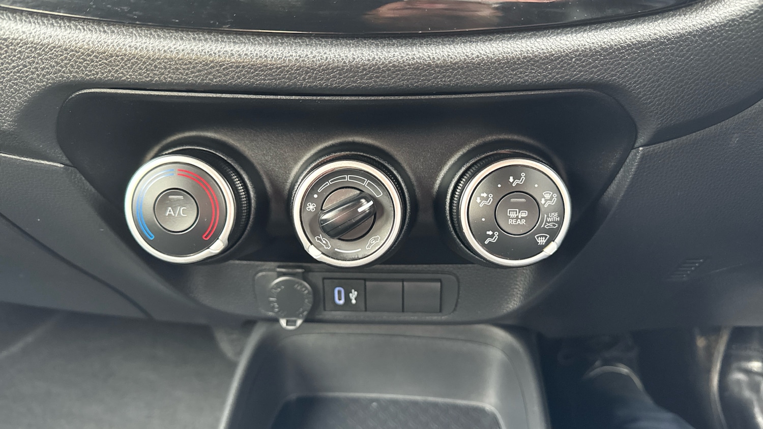 Used Toyota Aygo X 2024 for sale - 77196381: Photo 25