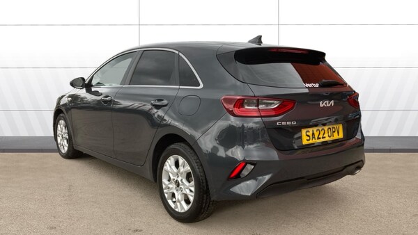 Used Kia Ceed 2022 for sale - 76186565: Photo 2