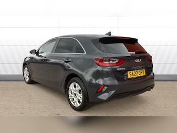 Used Kia Ceed 2022 for sale - 76186565: Photo 2
