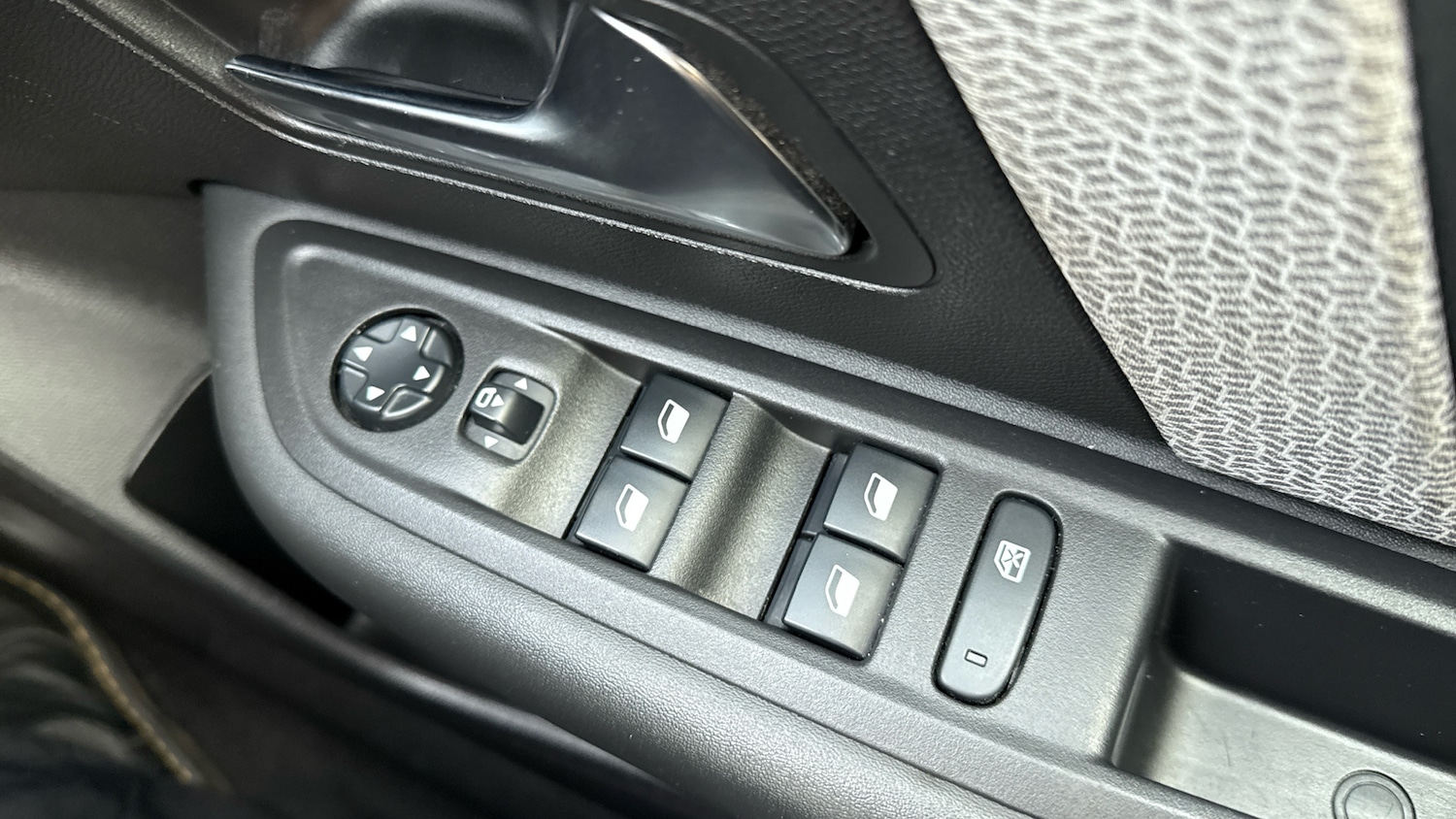 Used Citroen C4 2021 for sale - 76892892: Photo 23