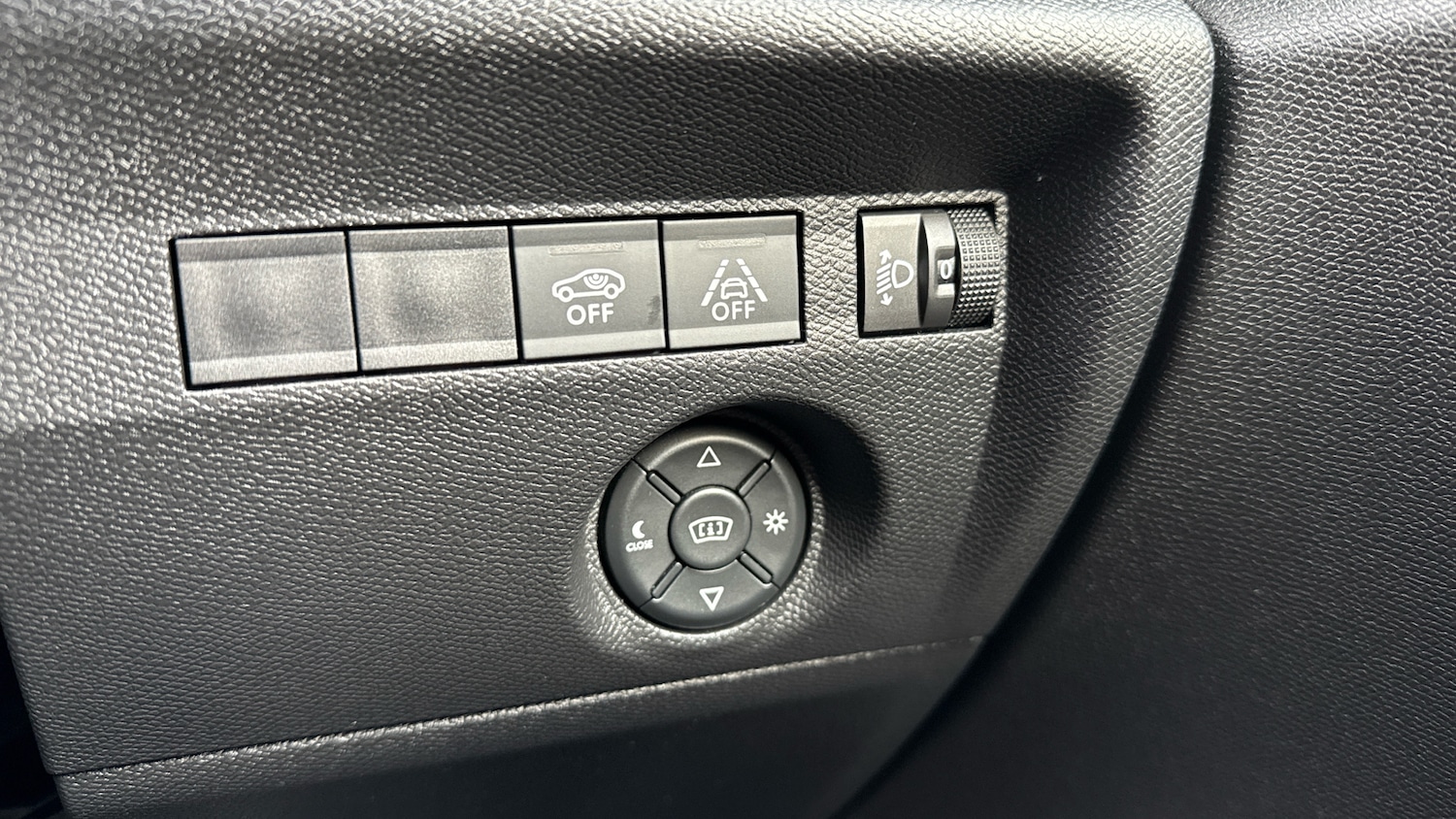 Used Citroen C4 2021 for sale - 76892892: Photo 28