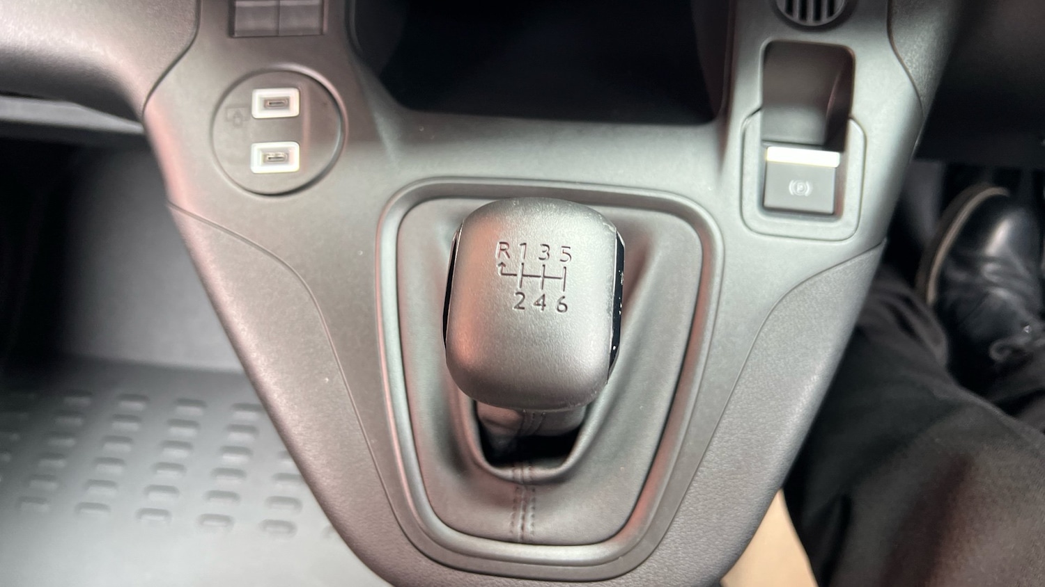Vehicle 29
