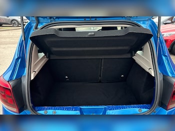 Used Dacia Sandero Stepway 2019 for sale - 76482755: Photo