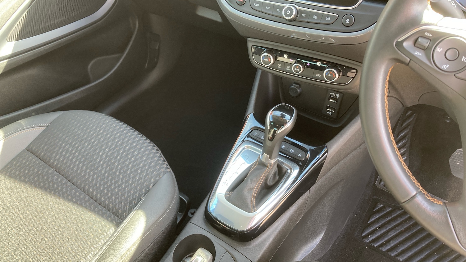 Used Vauxhall Crossland X 2020 for sale - 75984537: Photo 14