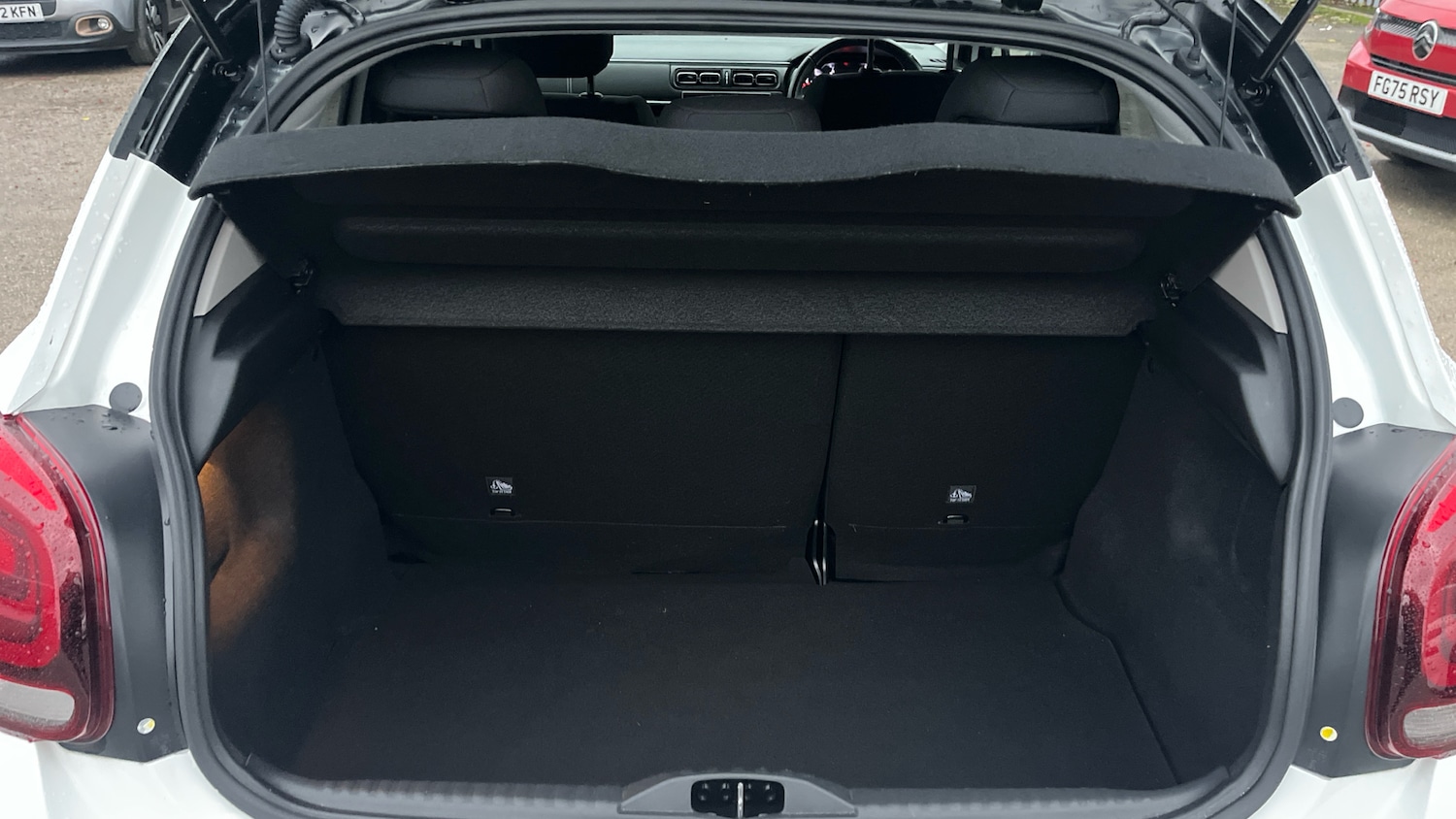 Used Citroen C3 2023 for sale - 76719215: Photo 4