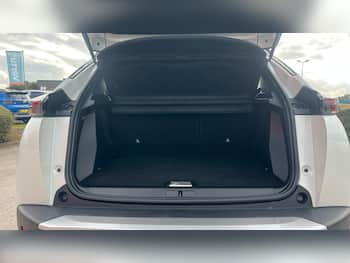 Used Peugeot 2008 2023 for sale - 79798931: Photo