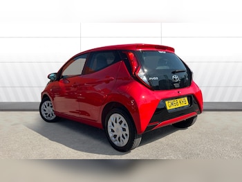 Used Toyota AYGO 2019 for sale - 79491832: Photo