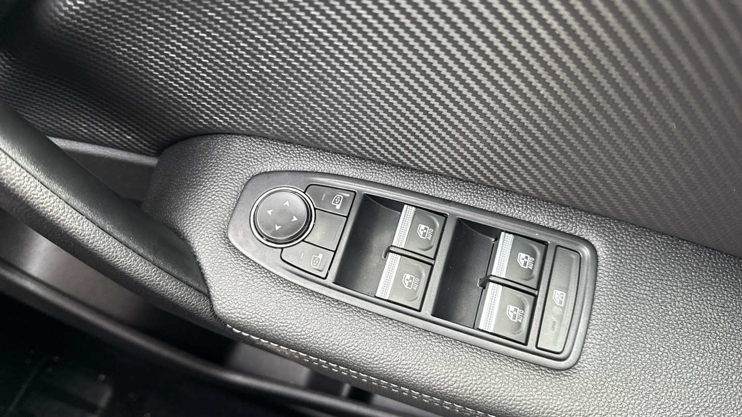 Used Renault Captur 2023 for sale - 76637575: Photo 26