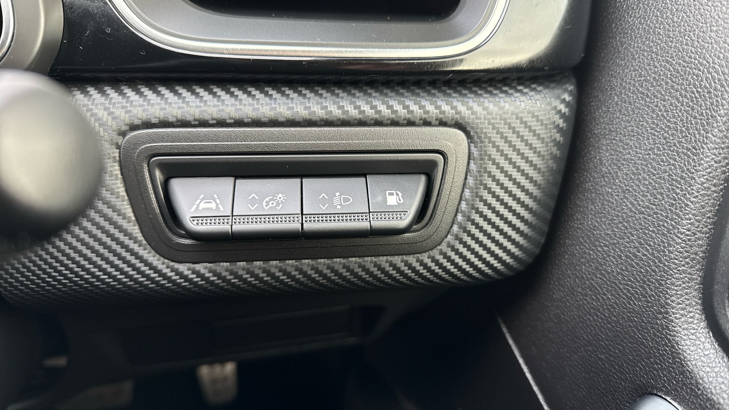 Used Renault Captur 2023 for sale - 76637575: Photo 37