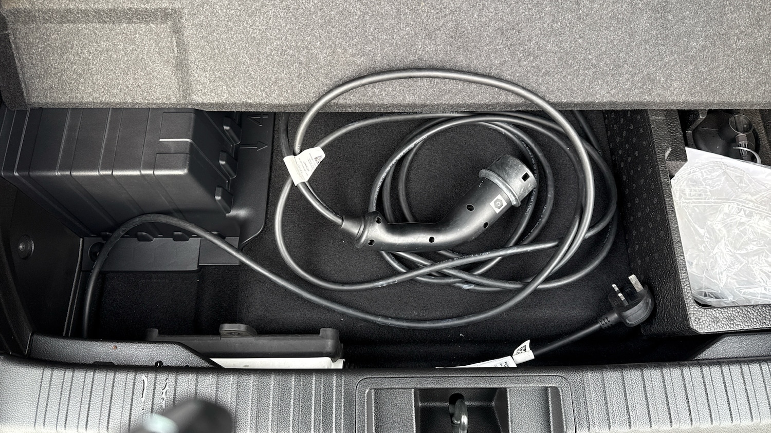 Used Renault Captur 2023 for sale - 76637575: Photo 42