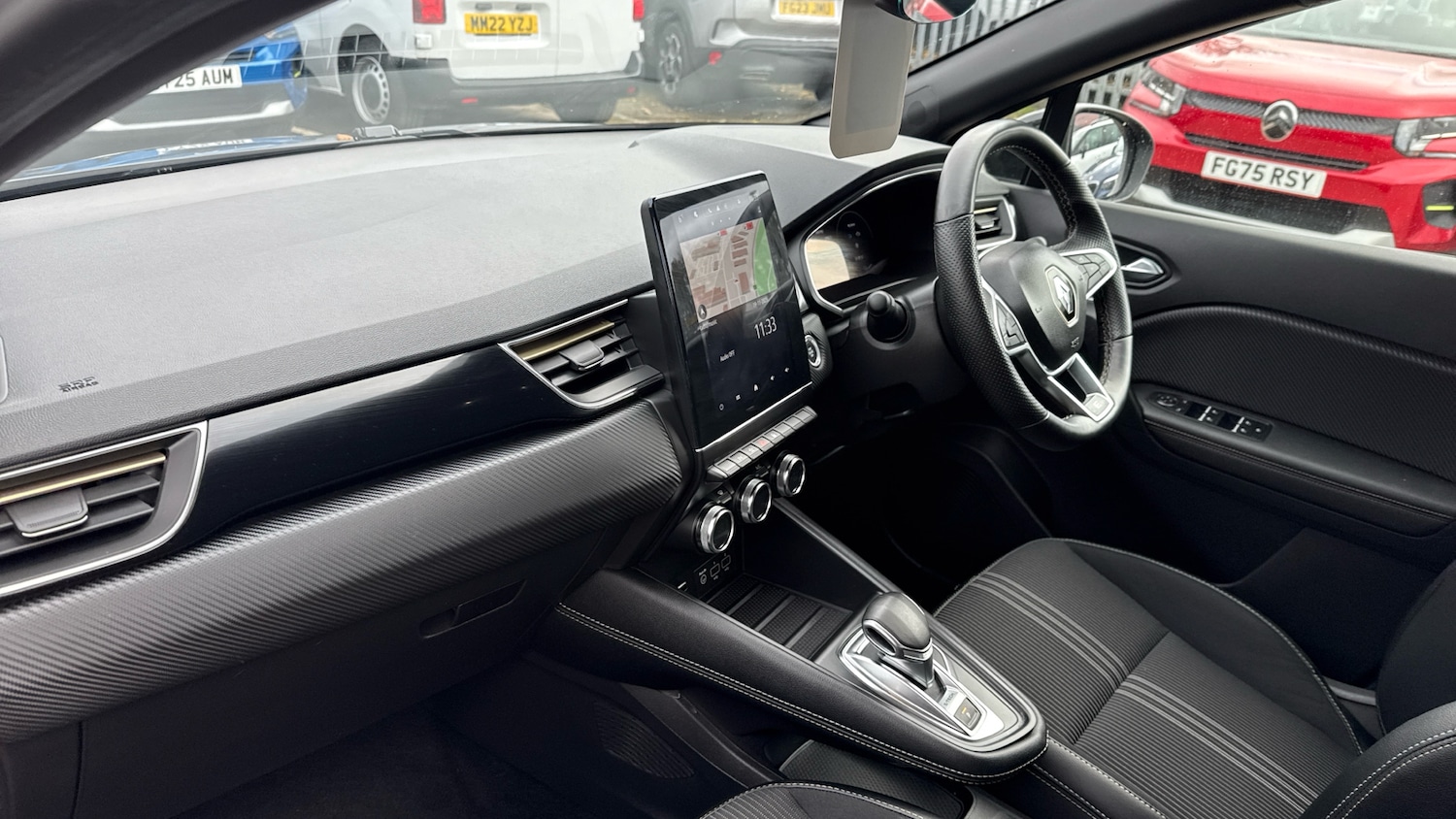 Used Renault Captur 2023 for sale - 76637575: Photo 9