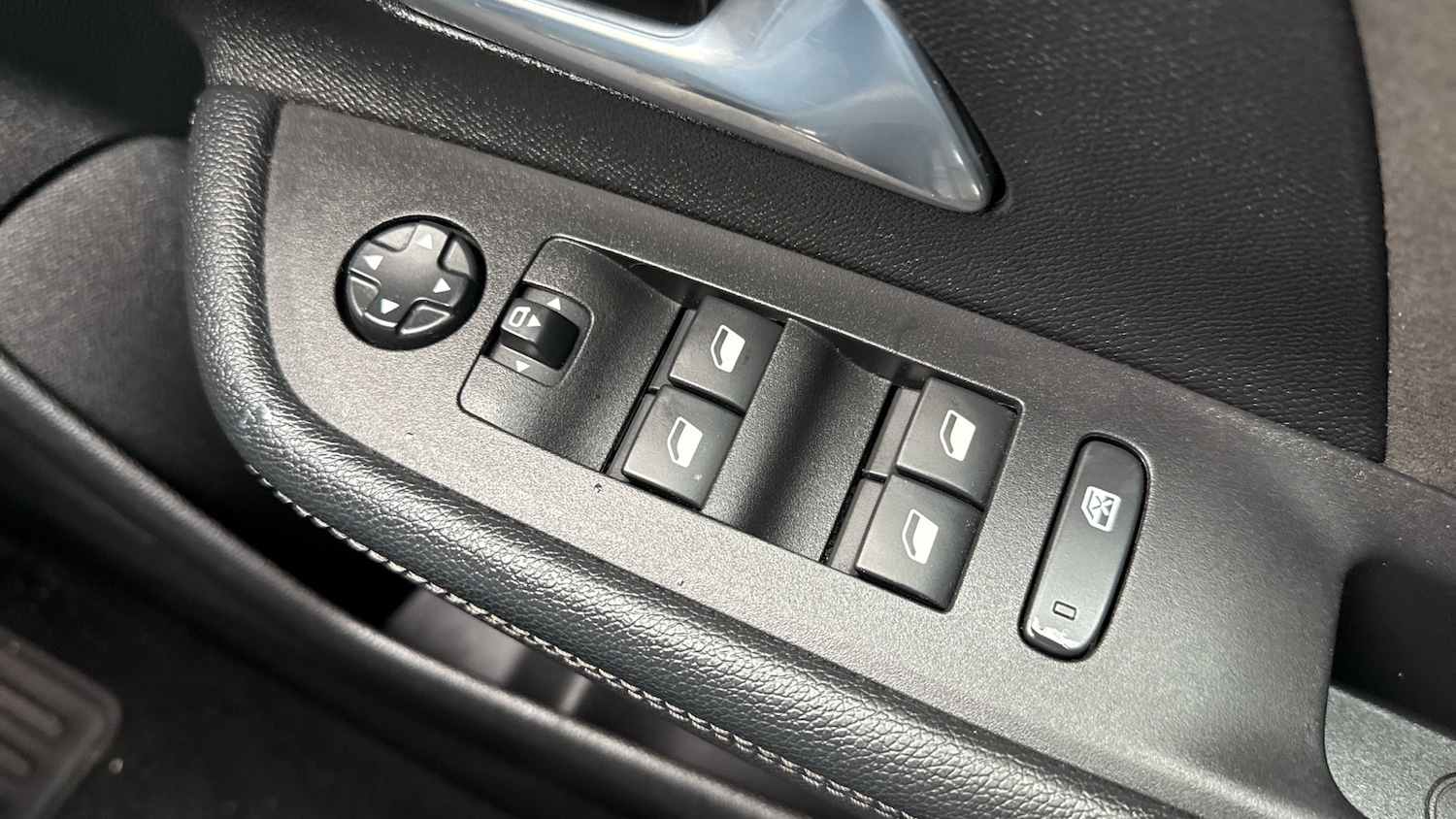 Used Vauxhall Mokka 2022 for sale - 76554123: Photo 24