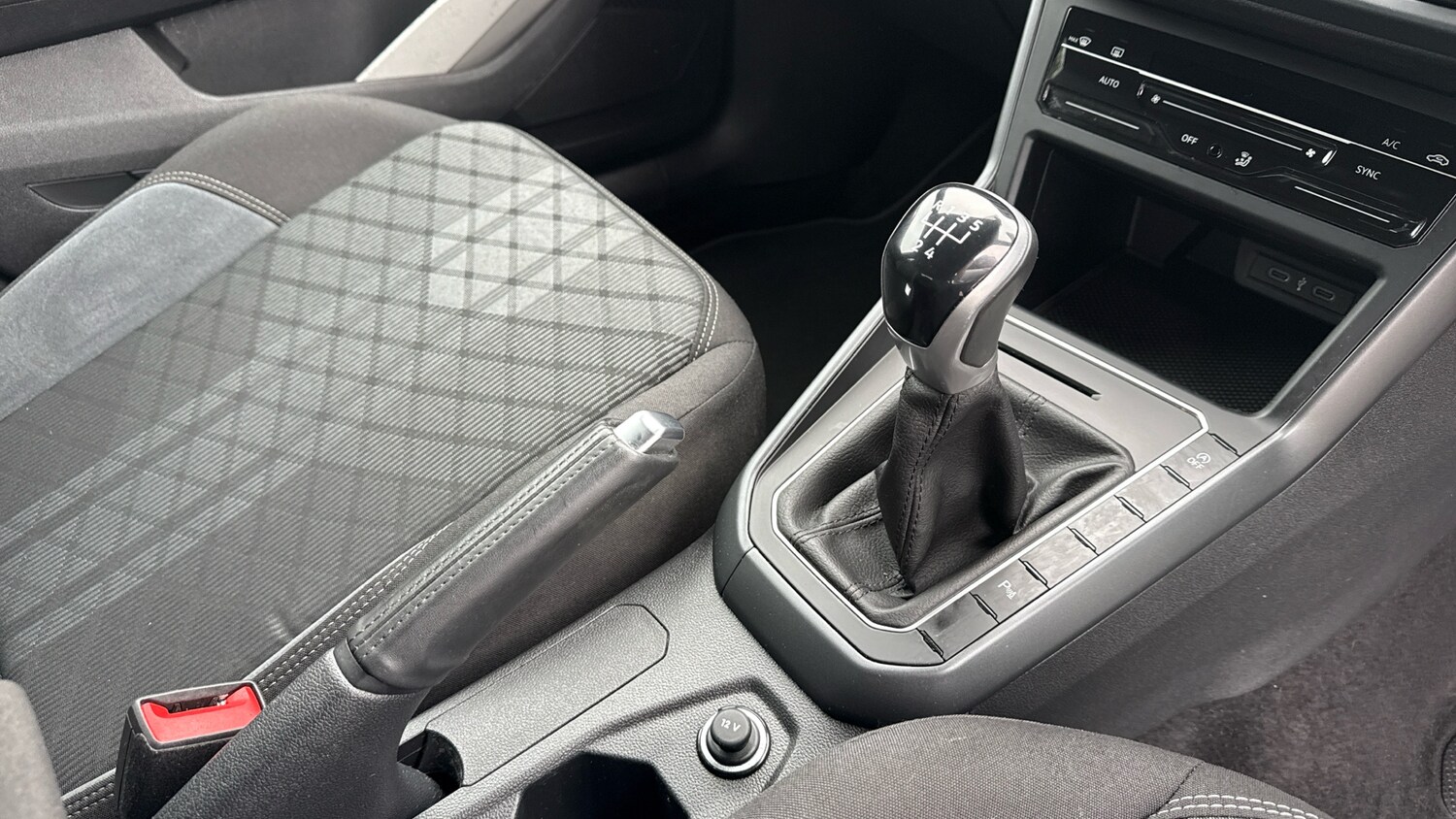 Used Volkswagen Polo 2023 for sale - 76010929: Photo 14