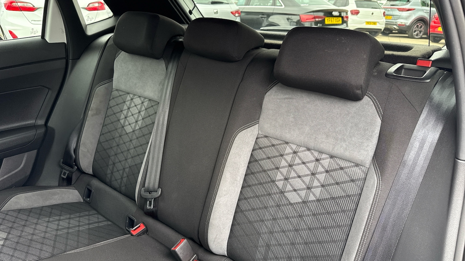 Used Volkswagen Polo 2023 for sale - 76010929: Photo 16