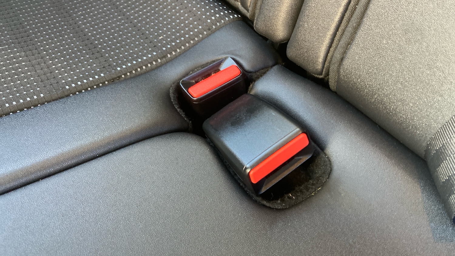 Used Peugeot 2008 2017 for sale - 76391644: Photo 17