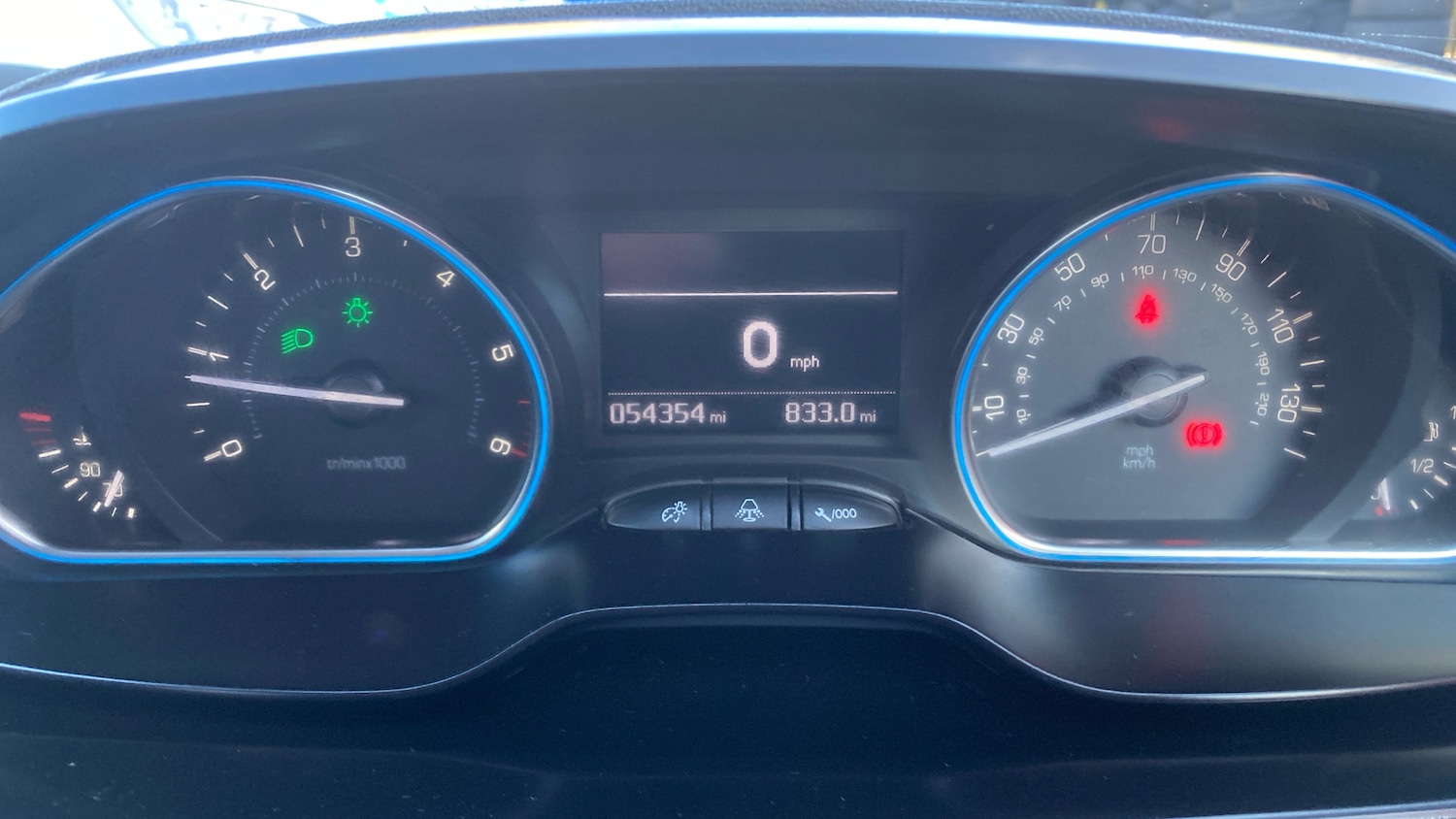 Used Peugeot 2008 2017 for sale - 76391644: Photo 18