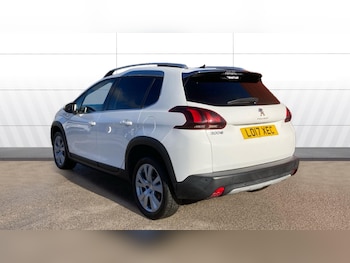 Used Peugeot 2008 2017 for sale - 76391644: Photo