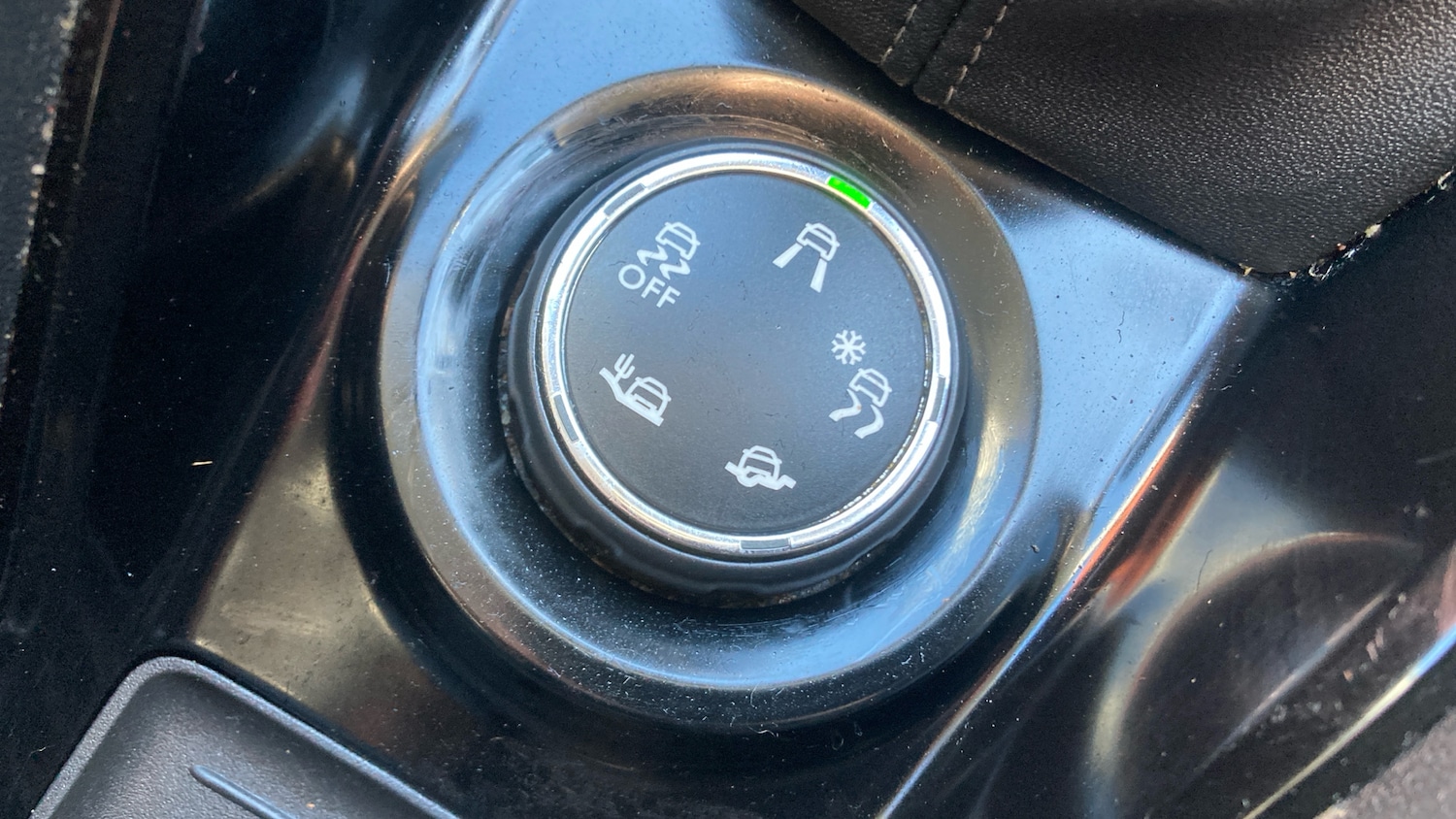 Used Peugeot 2008 2017 for sale - 76391644: Photo 42