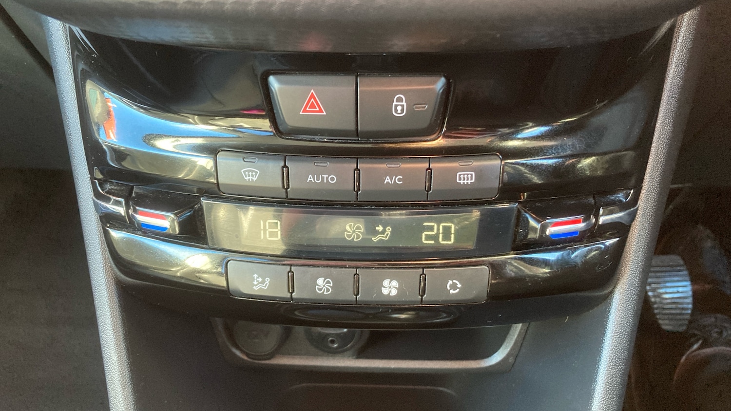 Used Peugeot 2008 2017 for sale - 76391644: Photo 45