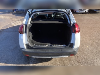 Used Peugeot 2008 2017 for sale - 76391644: Photo