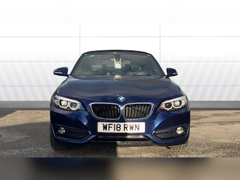 Used BMW 2 Series 2018 for sale - 76764106: Photo