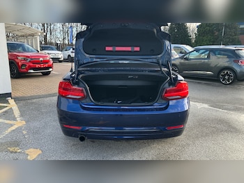 Used BMW 2 Series 2018 for sale - 76764106: Photo