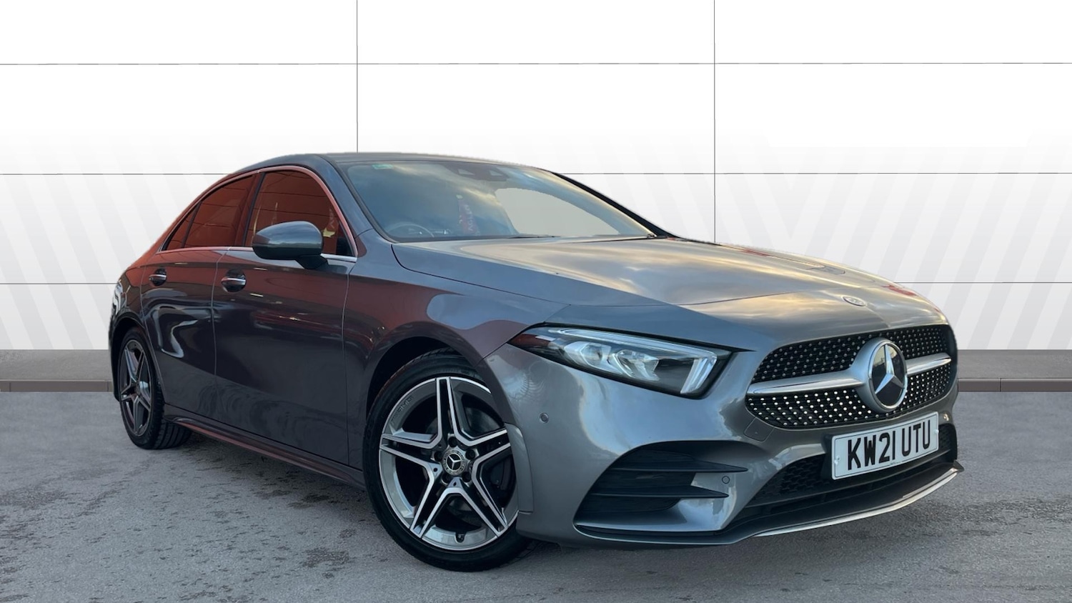 Used Mercedes-Benz A-Class 2021 for sale - 76681620: Photo 1