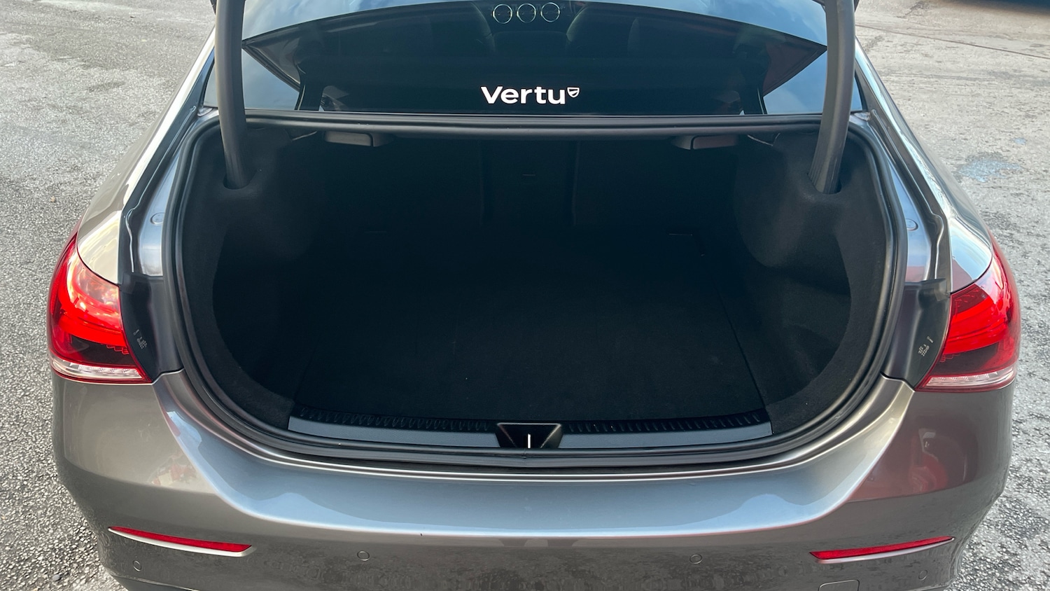 Used Mercedes-Benz A-Class 2021 for sale - 76681620: Photo 4