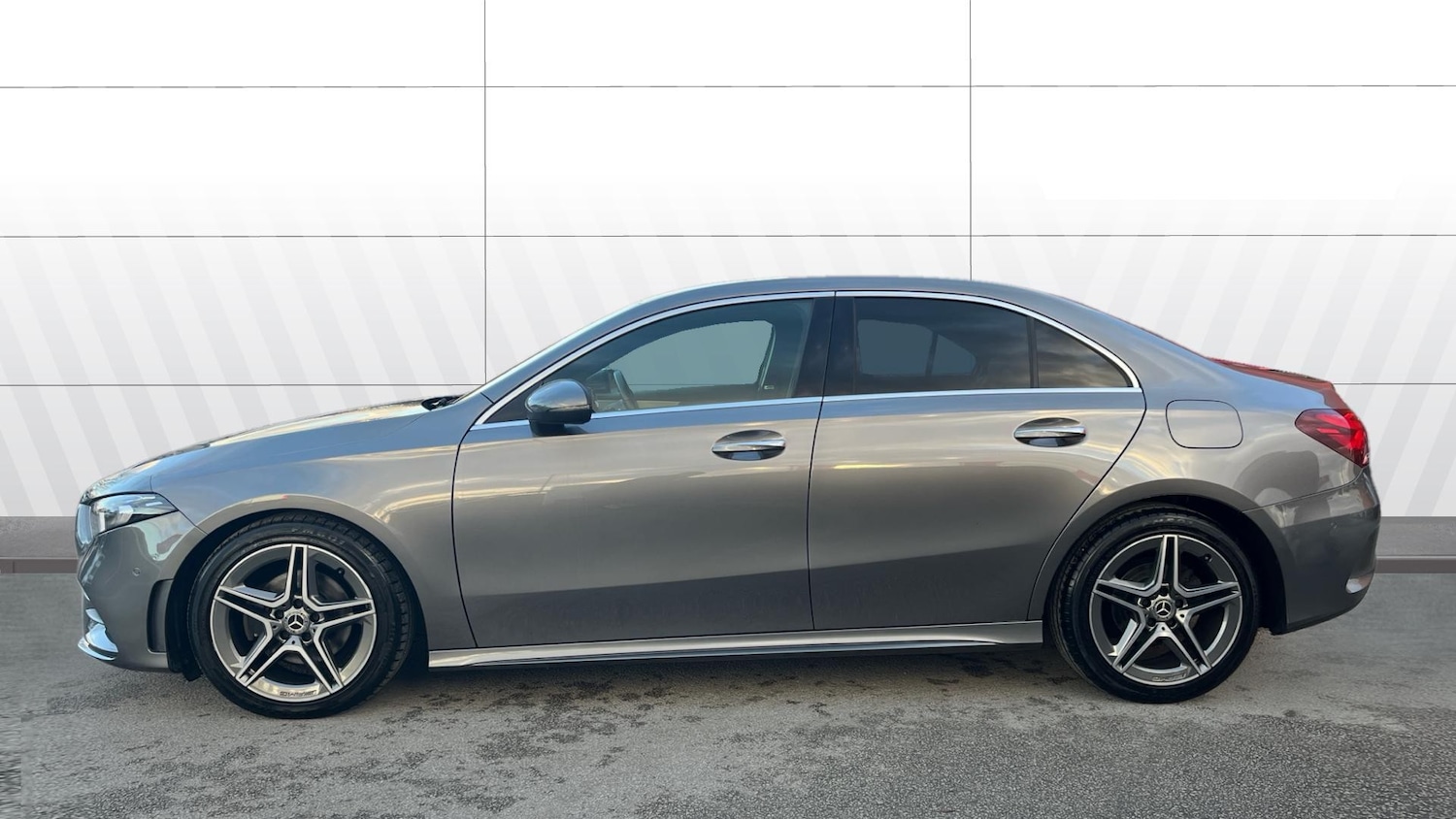 Used Mercedes-Benz A-Class 2021 for sale - 76681620: Photo 5