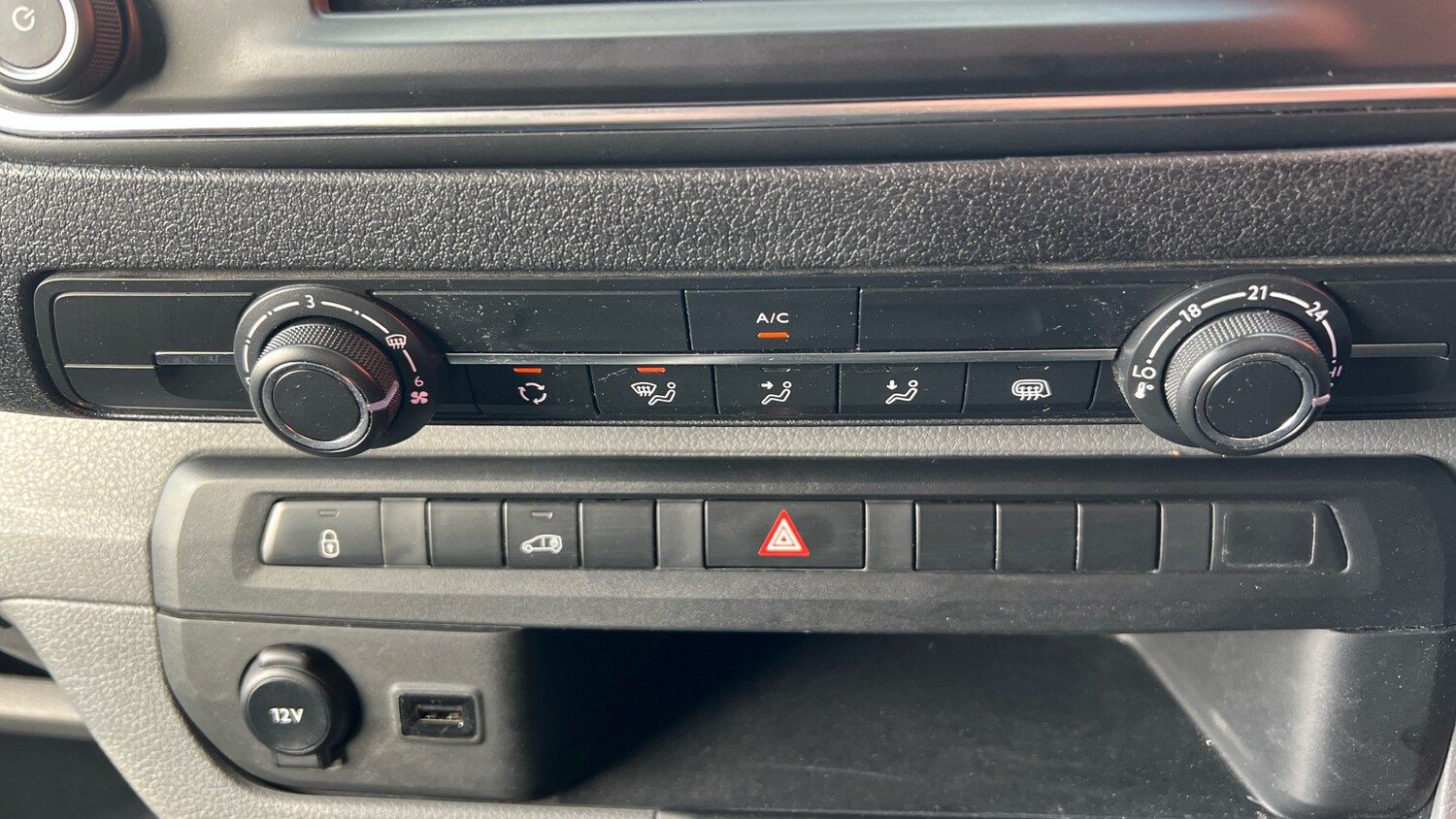 Used Peugeot Expert 2022 for sale - 76719955: Photo 38