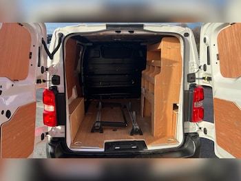 Used Peugeot Expert 2022 for sale - 76719955: Photo