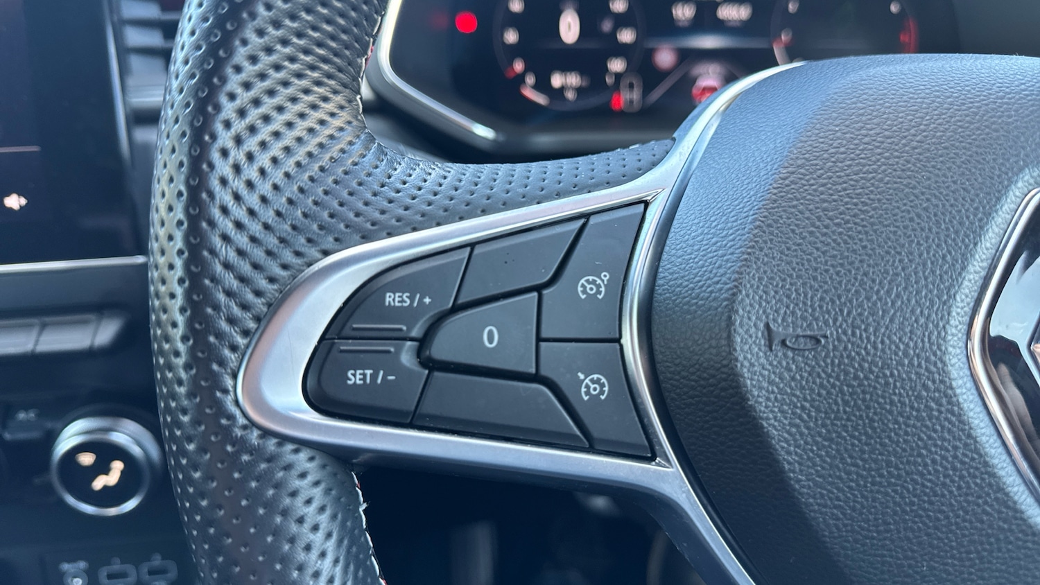 Used Renault Captur 2022 for sale - 78027074: Photo 21