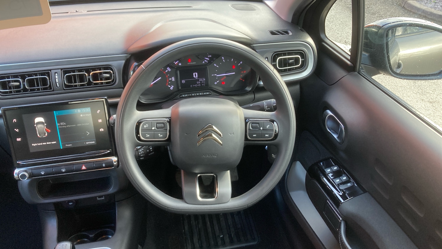 Used Citroen C3 2023 for sale - 76329888: Photo 10