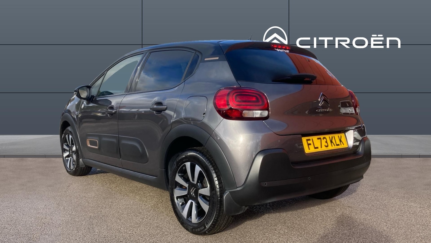 Used Citroen C3 2023 for sale - 76329888: Photo 2