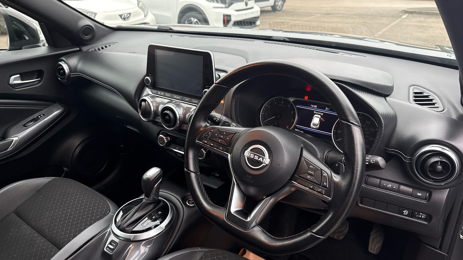 Used Nissan Juke 2023 for sale - 77228107: Photo 11