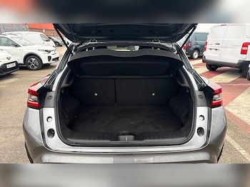 Used Nissan Juke 2023 for sale - 77228107: Photo