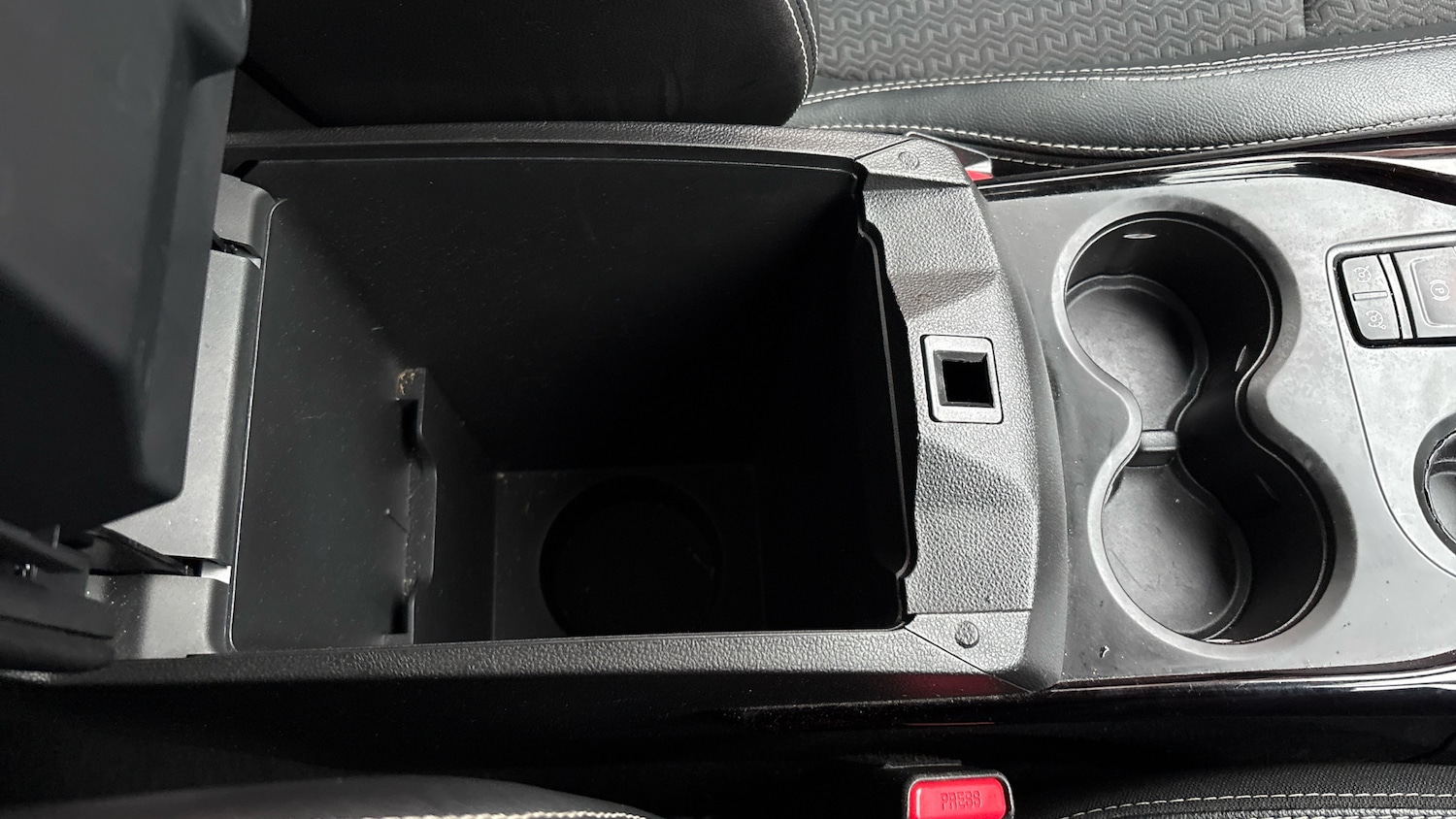 Used Renault Kadjar 2018 for sale - 76480251: Photo 36