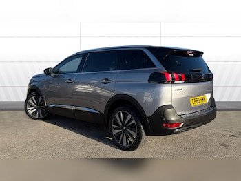 Used Peugeot 5008 2020 for sale - 77034256: Photo