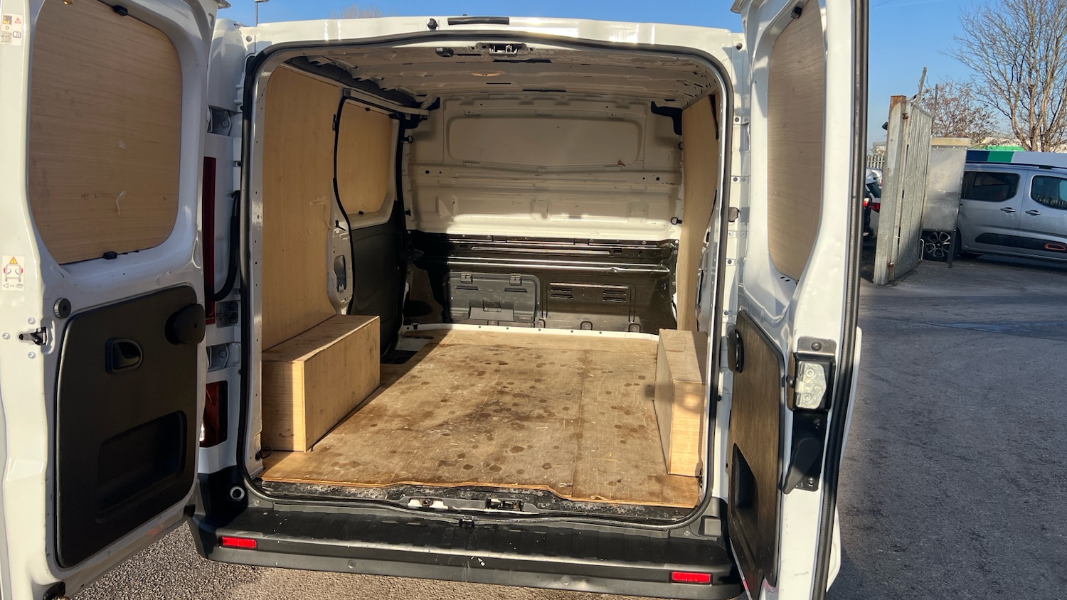 Used Renault Trafic 2023 for sale - 76795084: Photo 3