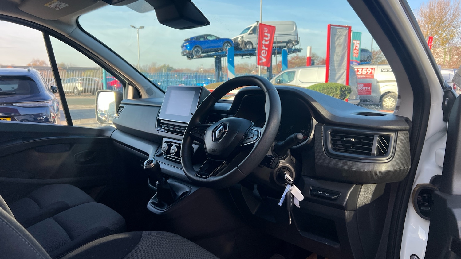 Used Renault Trafic 2023 for sale - 76795084: Photo 6